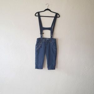 BONGO‎ BLUE JEANS/DENIM SUSPENDER SHORTS...SIZE 6